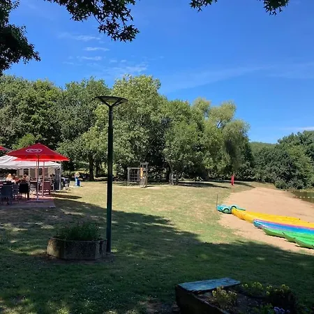 בית נופש La Ferme Des Cosses La Bussière